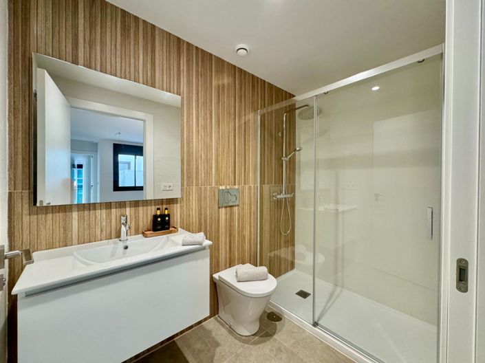 Image No.5-2 Bed Apartment for sale
