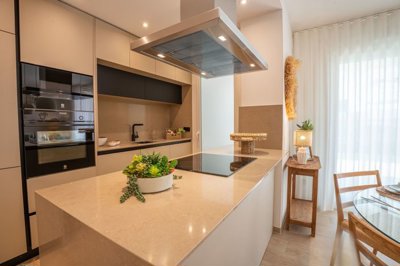 propertyimage17pjeeqwld20260607032541