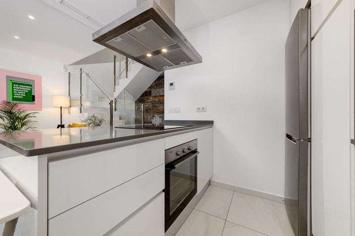 Image No.15-3 Bed House for sale