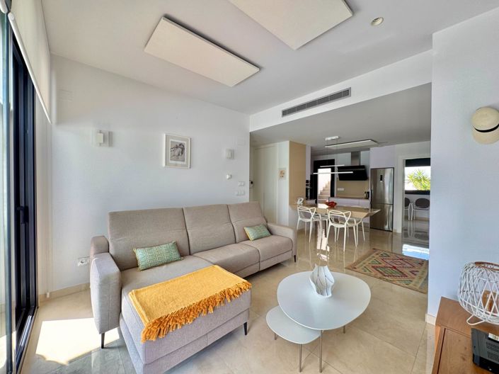 Image No.18-3 Bed Villa for sale