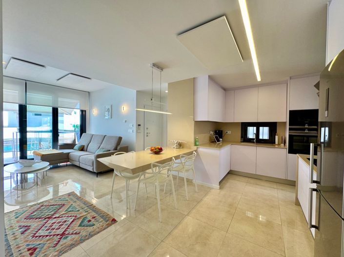 Image No.4-3 Bed Villa for sale