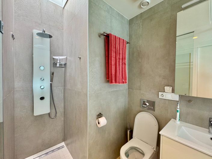 Image No.8-3 Bed Villa for sale