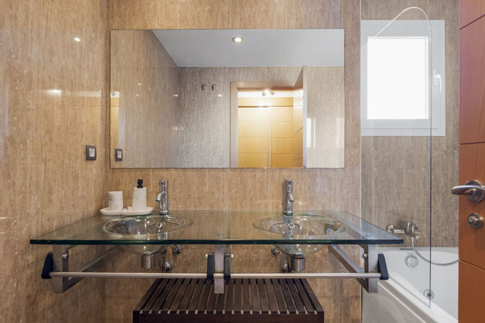 Image No.19-2 Bed Apartment for sale