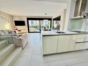 propertyimage1rqw2m6hin20260320103610