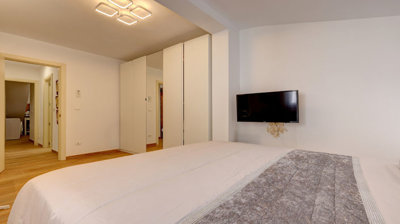 propertyimage1py8lwvq8x20260411075335
