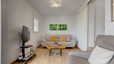 propertyimage1moggwp8zz20260411075349
