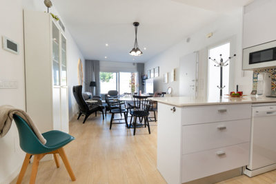 propertyimage1robqhjhrj20260611075322