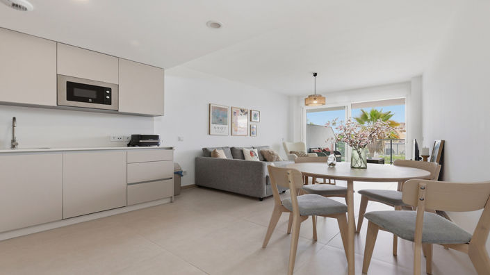 Image No.5-2 Bed Property for sale