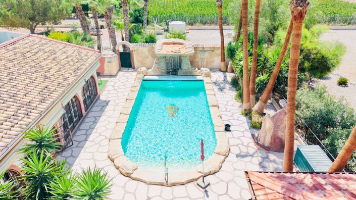 Image No.3-5 Bed Villa for sale