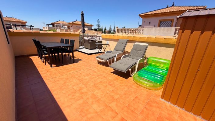 Image No.15-2 Bed Property for sale