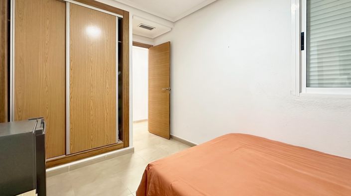 Image No.11-3 Bed Apartment for sale