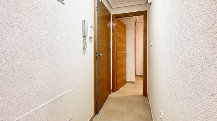 Image No.26-3 Bed Apartment for sale