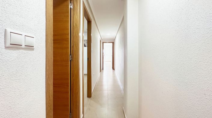 Image No.27-3 Bed Apartment for sale