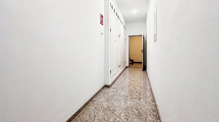 Image No.34-3 Bed Apartment for sale