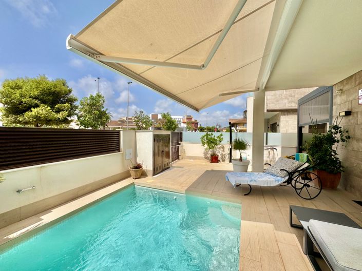 Image No.49-3 Bed Townhouse for sale