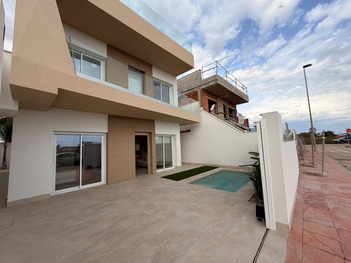 Image No.2-2 Bed Apartment for sale