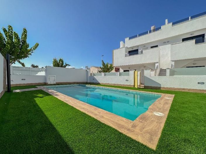Image No.10-2 Bed Apartment for sale