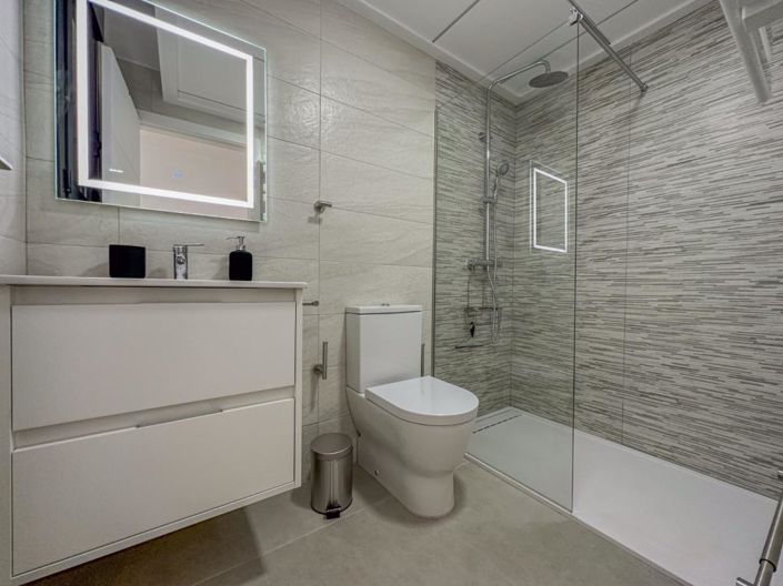 Image No.16-2 Bed Apartment for sale