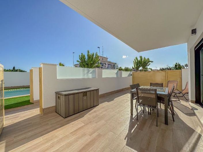 Image No.5-2 Bed Apartment for sale