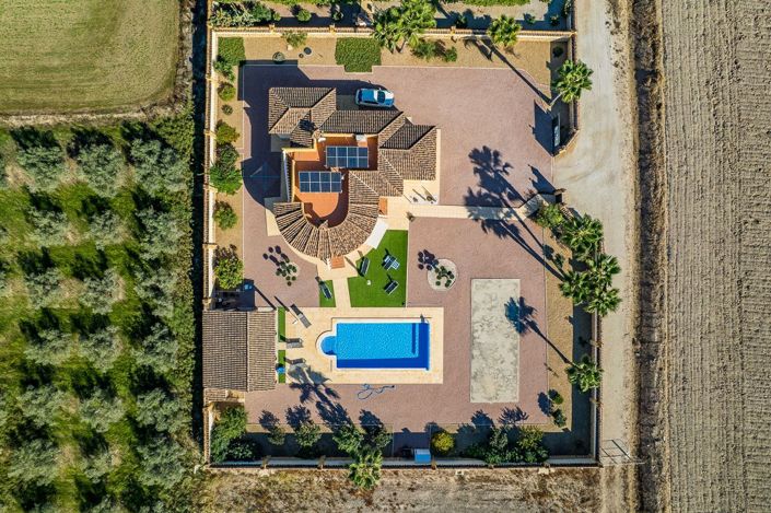 Image No.2-4 Bed Villa for sale