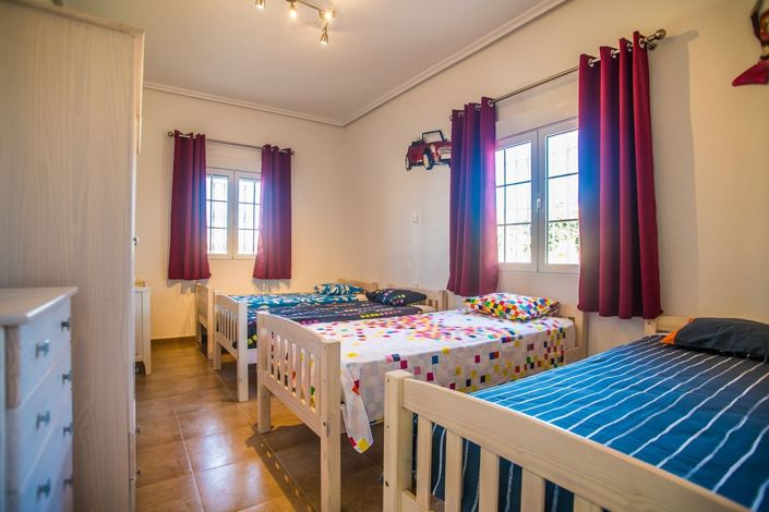 Image No.24-4 Bed Villa for sale