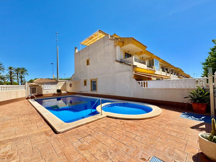 Image No.37-3 Bed Duplex for sale