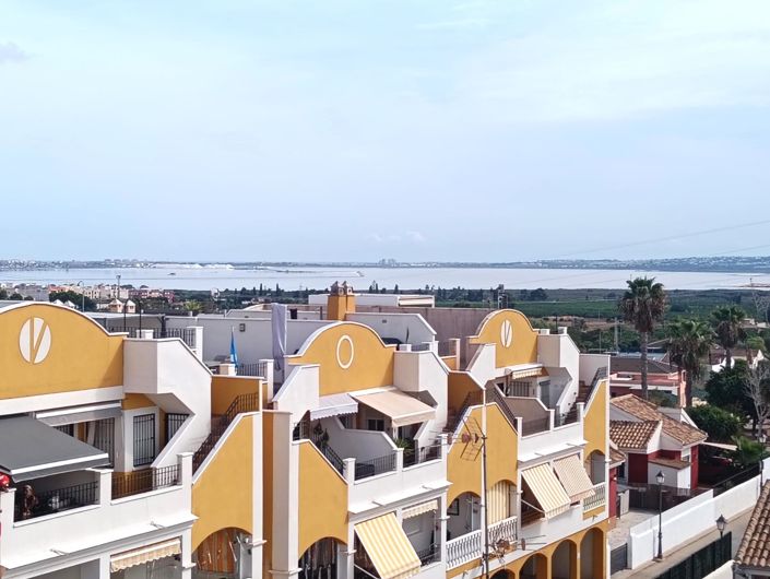 Image No.20-2 Bed Property for sale