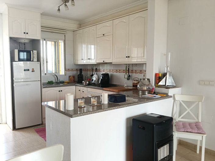 Image No.3-2 Bed Property for sale