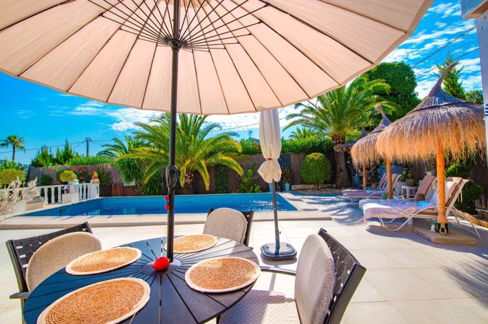 Image No.2-2 Bed Villa for sale