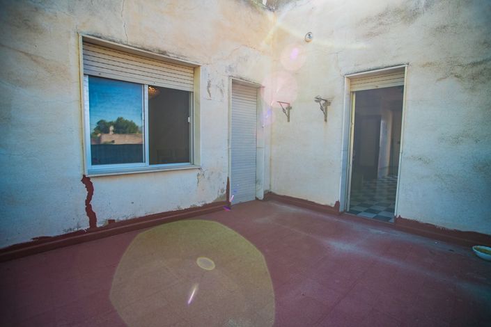 Image No.24-4 Bed House for sale
