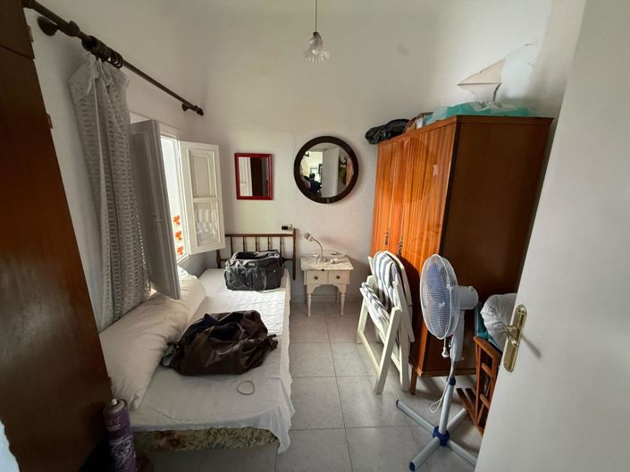 Image No.6-Appartement de 4 chambres à vendre
