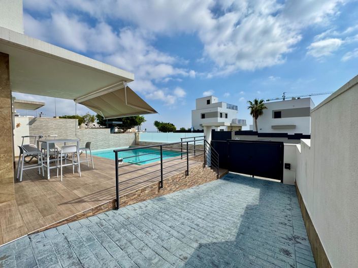 Image No.46-3 Bed Villa for sale