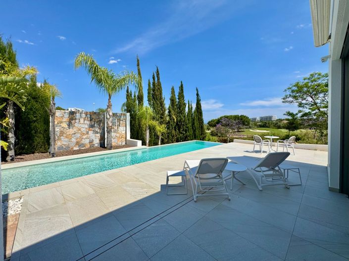 Image No.37-3 Bed Villa for sale