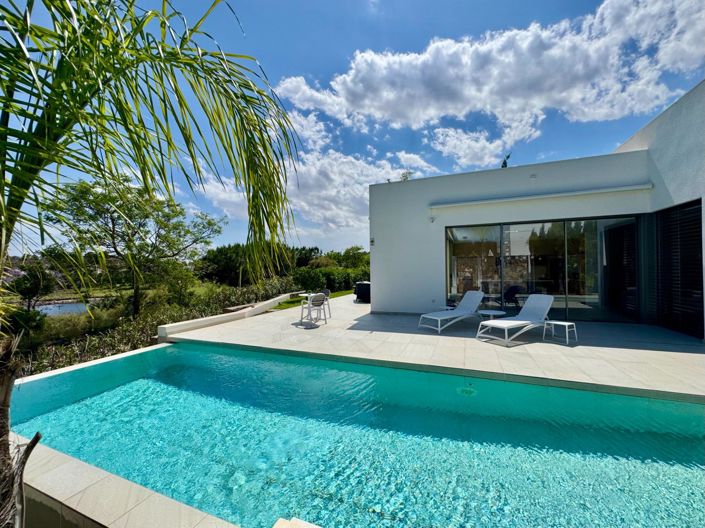 Image No.43-3 Bed Villa for sale
