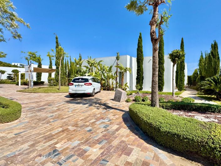 Image No.49-3 Bed Villa for sale