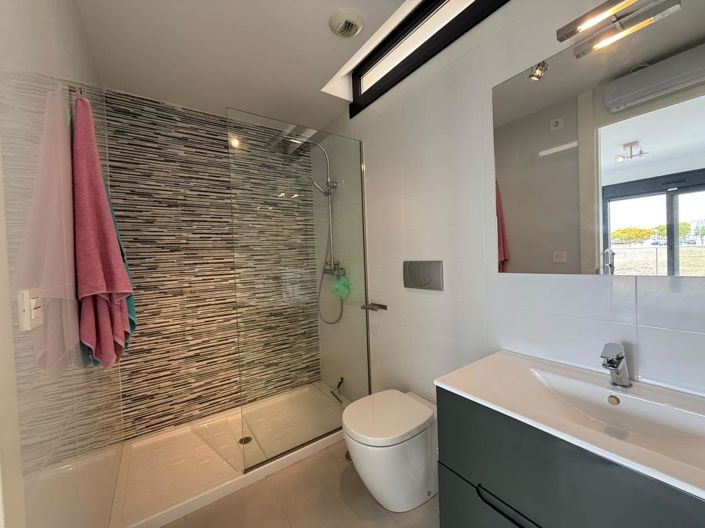 Image No.12-2 Bed Apartment for sale