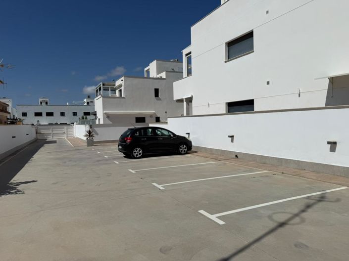 Image No.2-3 Bed Apartment for sale