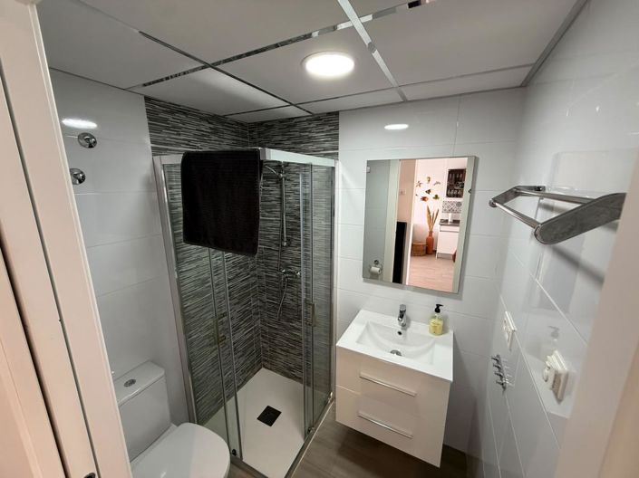 Image No.22-3 Bed Apartment for sale
