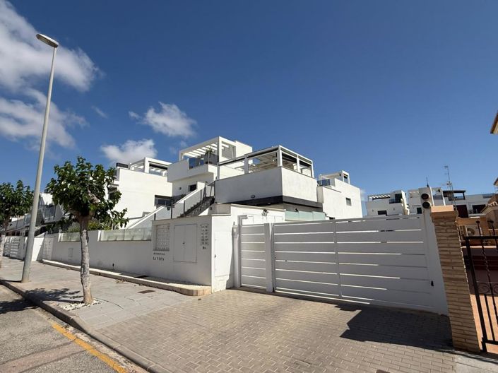 Image No.3-3 Bed Apartment for sale