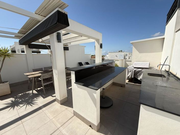 Image No.30-3 Bed Apartment for sale