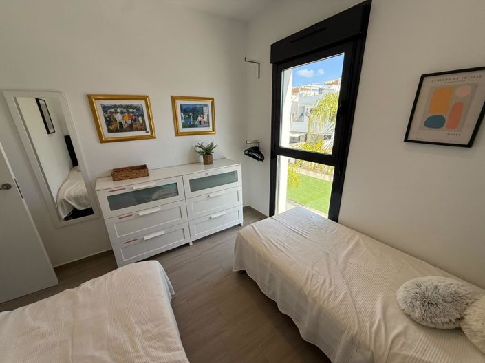 Image No.8-3 Bed Apartment for sale