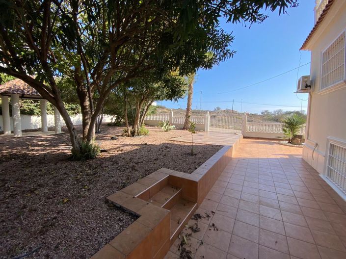 Image No.5-Villa de 4 chambres à vendre