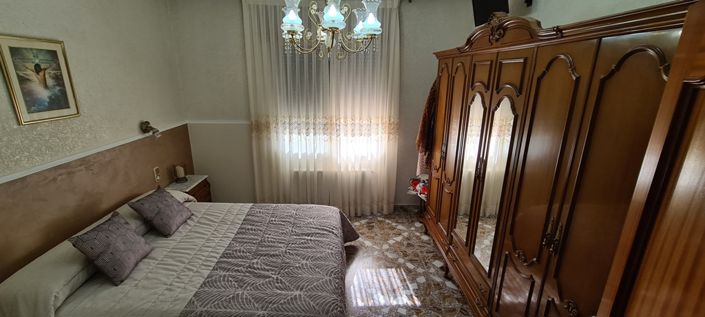 Image No.17-3 Bed Villa for sale