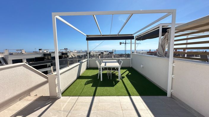 Image No.25-2 Bed Penthouse for sale