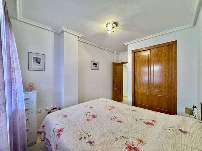 Image No.12-2 Bed Apartment for sale