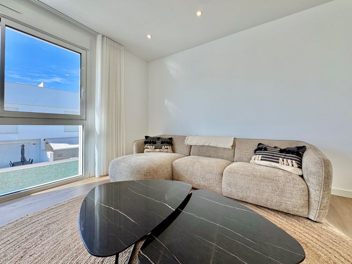 Image No.22-3 Bed Penthouse for sale