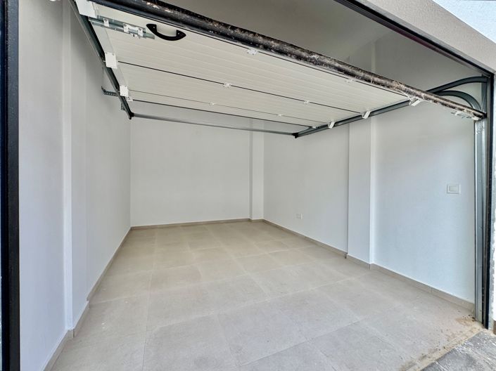 Image No.36-3 Bed Penthouse for sale