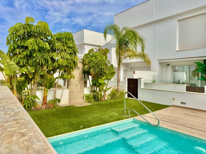 Image No.39-3 Bed Penthouse for sale