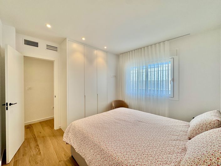 Image No.5-3 Bed Penthouse for sale