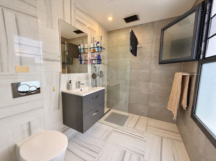 Image No.20-3 Bed Duplex for sale